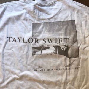 TAYLOR SWIFT XL THE TORTURED POETS DEPARTMENT CAPITAL ONE EXCLUSIVE T SHIRT NEW